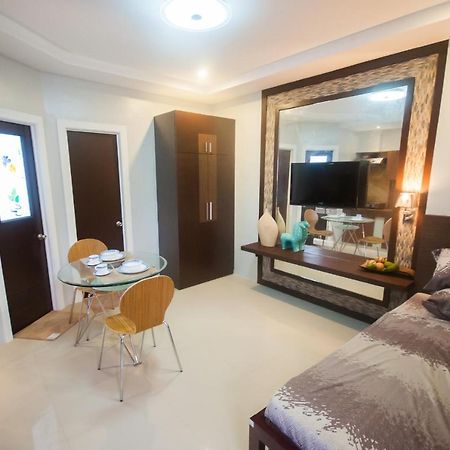 Nf Suites Davao Zewnętrze zdjęcie
