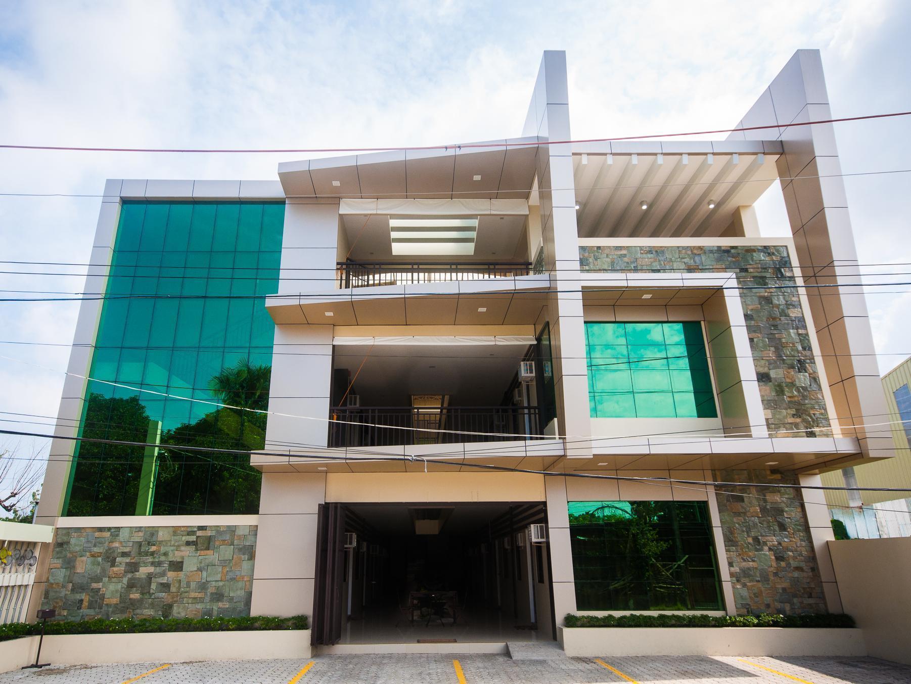 Nf Suites Davao Zewnętrze zdjęcie