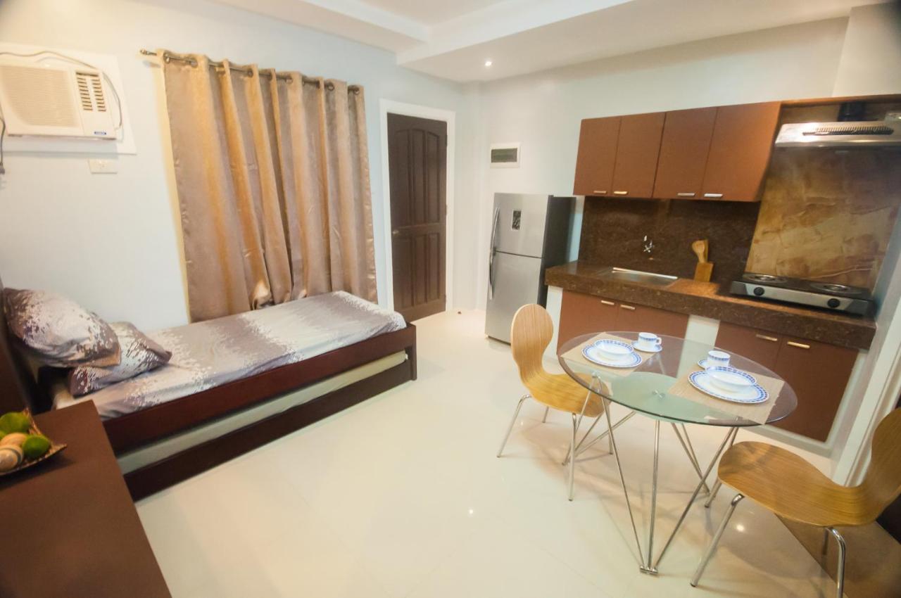 Nf Suites Davao Zewnętrze zdjęcie