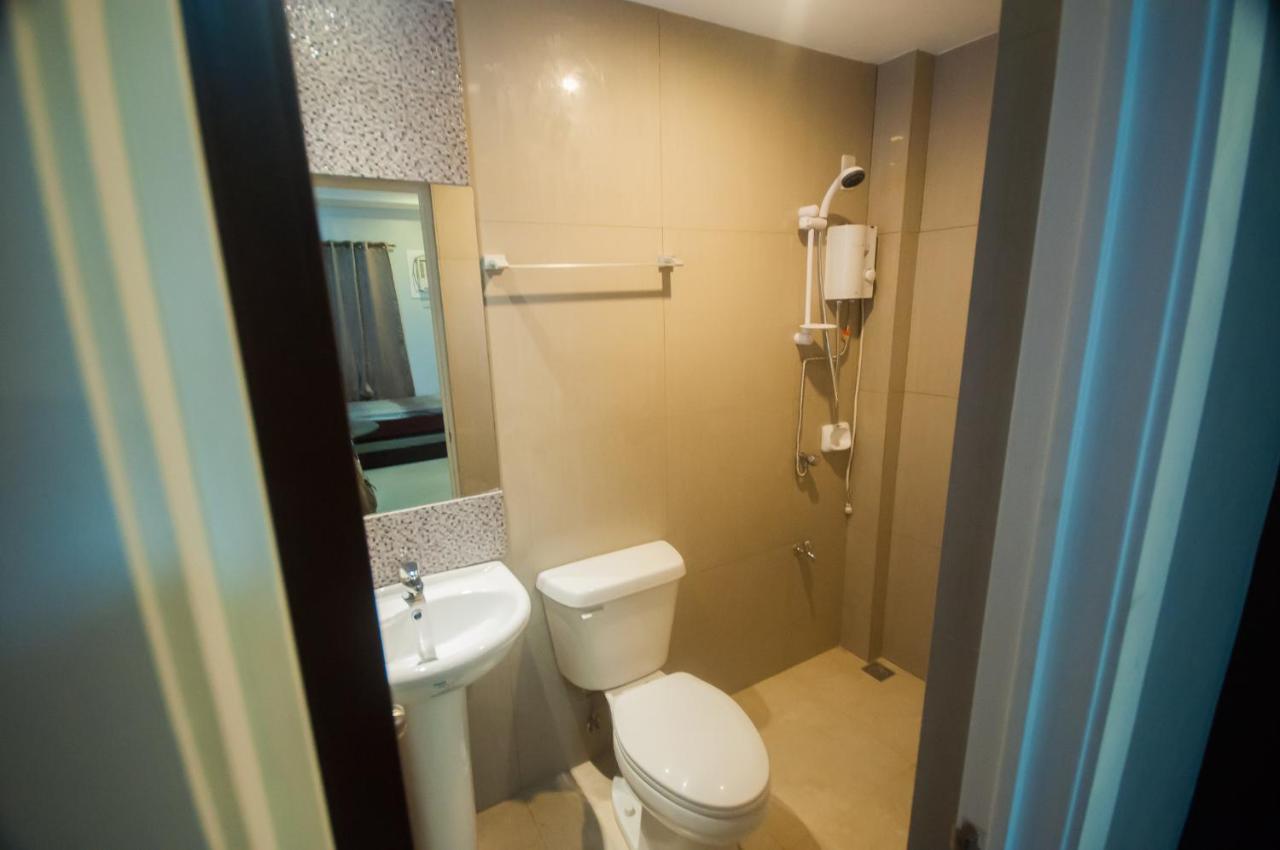 Nf Suites Davao Zewnętrze zdjęcie